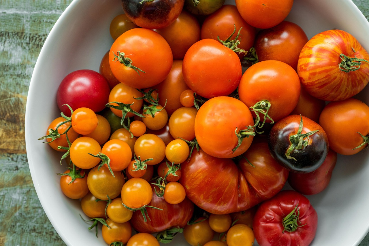 Swich Blog Because of tomatoes health benefits, facts & delicious