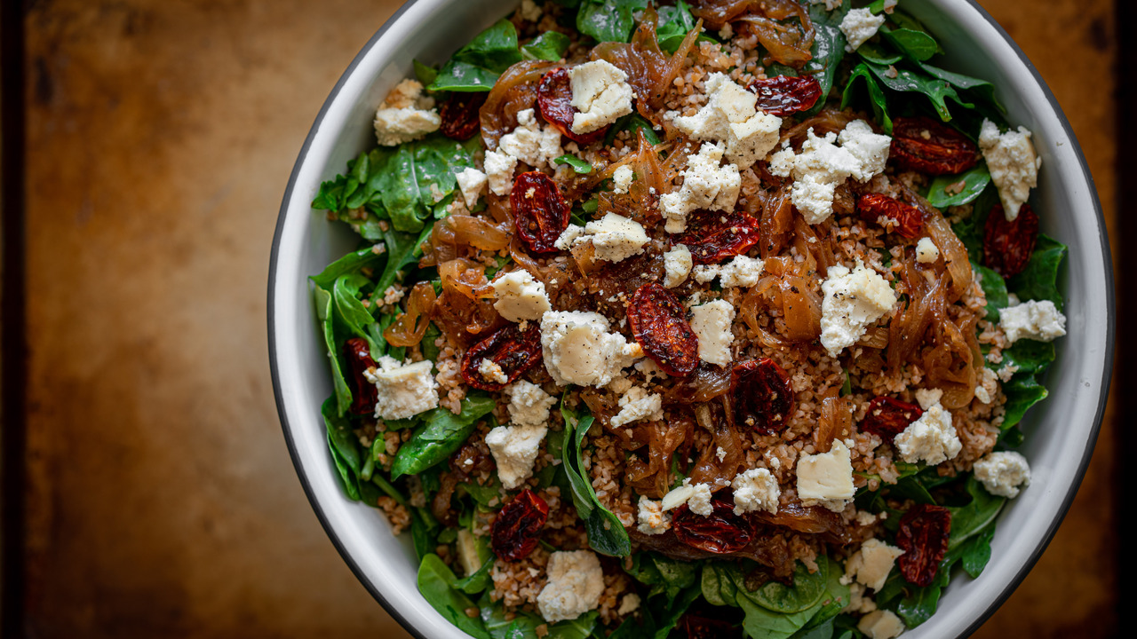 Swich | Recipes - Bulgur Salad w/ Spinach, Roasted Tomatoes & Feta