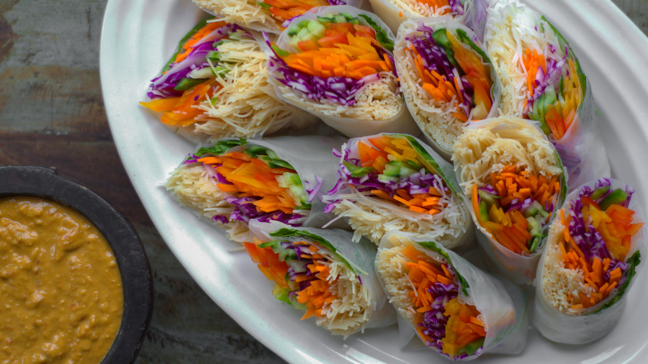 Swich Recipes Salad Rolls w/ Peanut Sauce